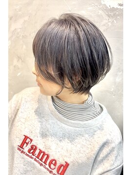 スパイス SPYS くびれショート/ラベンダーアッシュ/ショートヘア