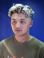ボブ 金沢(BOB)&nbsp;10代20代メンズカットパーマブリーチフェードメンズサロン眉毛
