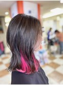 チェリーピンクのイヤリングカラー