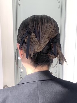 ザザ 高田馬場(ZA/ZA) お呼ばれヘア【タイトツイン】