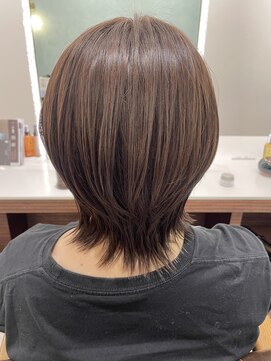 カシータフロル モゾワンダーシティ店(Casita flor) ショートウルフヘア