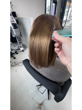 エン 久安(en.) ワンレン艶ボブ｜くすみベージュMIXで柔らか透明感カラー設計