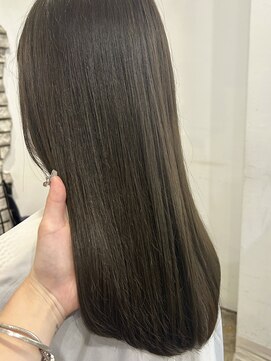 クロト(Clotho) ブリーチなしオリーブグレージュ/白髪ハイライトダブルカラー