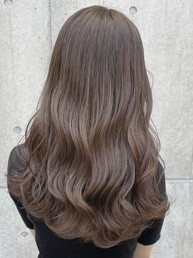 ディーエックス スリー(Dxxxx III) 上品 ウォームブラウン 透明感カラー 顔周りカット