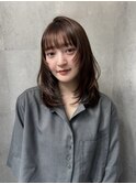 フレンチバングチョコブラウンフェイスレイヤーミディアムヘア