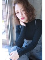 ヘアーアンドメイク ファット(Hair&Make PHAT)&nbsp;ミディアムゆるふわボブヌードベージュカラー20代30代