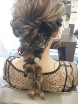 ヘアデザイン ファブロ(hair design FABRO.)&nbsp;編み下ろしヘアセット
