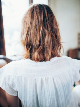 ヘアアンドリラクゼーション シャッセ(Hair&Relaxation SASE) 柔らかミディアムボブ