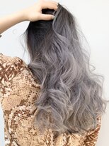 カリーナコークス 原宿 渋谷(Carina COKETH)&nbsp;ダブルカラー/インナーカラー/イヤリングカラー/グレー/シルバー