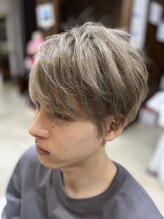 ヘアー クチュリエ ビーホワイト(hair couturier B:white) ブリーチonミルクティーカラー