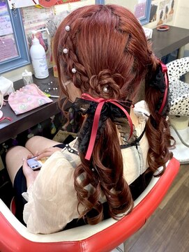ヘアセットアップス(UP's) (^-^)可愛い『両サイド編み込みツインテールお花付きアップ♪』