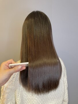 ブロッサム 東久留米店(Blossom) 20代30代40代髪質改善トリートメント艶感ストレート透明感