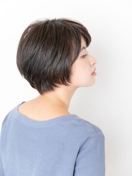 アフロディーテ ギンザ 秋葉原店(APHRODITE GINZA) 外ハネボブ/グラデーションカラー/ペールベージュ/秋葉原