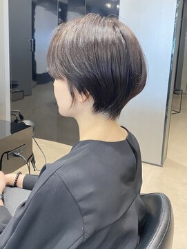 ハルキ ミナト ジャパン オオサカ(HARUKI MINATO japan OSAKA) 30代40代50代小顔似合わせカットくびレイヤーエモージュ大人可愛