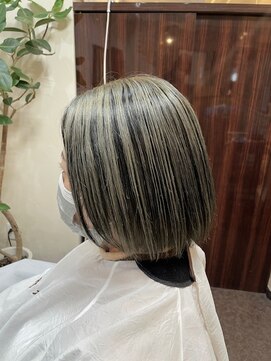 キャラ 池袋本店(CHARA) ニュアンスカラー×インナーブラックでローライト風!【大村】