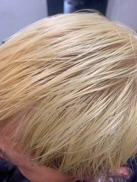 リシェイル(RICHAIR) 抜きぱなしブリーチカラー