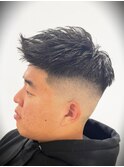 ハイスキンフェード・フェザーアップスタイル