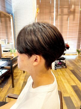 ラン(RUN) 頭の形をキレイに見せたい男性へ！シフォンツーブロックマッシュ