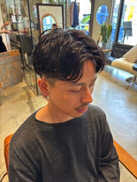 クルニエ(crenier) ハンサムショート/センターパート/パーマ/ナミカズスタイル