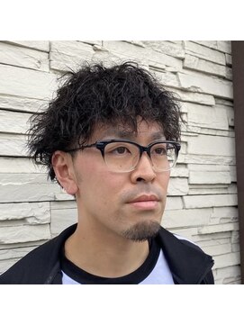 アンジュールクレア(UN JOUR CREA) ツイストパーマ