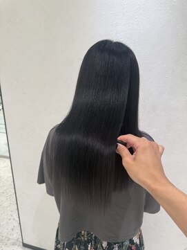 ルイマダーナ 栄店(LOUIMADNA) 栄で縮毛矯正｜パサつき・広がりを艶髪に導く髪質改善ストレート