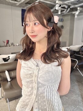 フェブ(fev) Hazel Braun