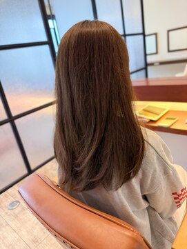 マーリャヘアー(mallia hair) レイヤースタイルレイヤーカットロングレイヤー小顔スタイル