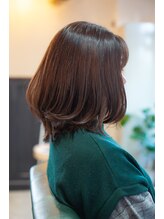 リスボーン(RESBORN)&nbsp;【30,40,50代ナノバブルカラーと外ハネでお手入れ簡単オシャレ】