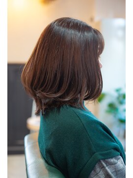 リスボーン(RESBORN) 【30,40,50代ナノバブルカラーと外ハネでお手入れ簡単オシャレ】