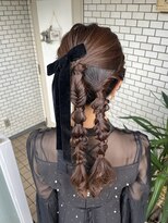 フェリーチェ 六本木店(Felice)&nbsp;ツインアレンジ 編みおろし ツイン編みおろし 参列 イベントヘア