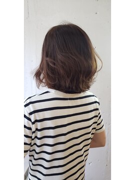 ヘアーワークス ヘルム 渋谷店(HAIR WORKS HELM) ミディアム