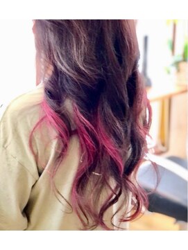 ココモ(cocomo) ビビットピンクインナーカラー