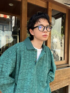 ヒュージ 三軒茶屋(huge) スパイキーショート/眉毛カット/スパイラルパーマ