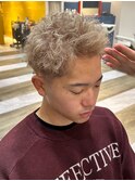 ホワイトミルクティー(ブリーチ２回+オンカラー)