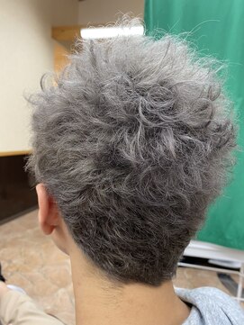 ヘアラボ トリアンゴロ(Hair Lab Triangolo) silver