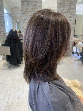 ファーストエンド 三ツ屋店(1st END.) ミデイ