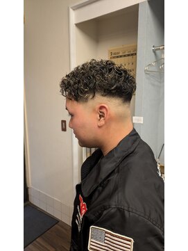 サンライズ(SunRise) 三浦/横須賀/メンズカット /パーマ/バーバー/フェード