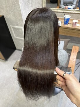 コンフィー(comfy) グレージュカラー