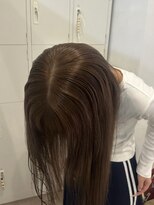 エイチ 梅田(H)&nbsp;くびれフェイスフレーミングミディアムウルフピンクグレージュ