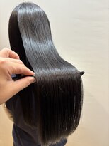 ロッカ(ROCCA)&nbsp;乾かすだけでまとまる髪質改善酸性ストレート