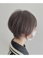ナーナーナー モエ(Nana no moe) 丸みのあるショートボブ
