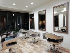 MOZE hair room【モゼヘアールーム】