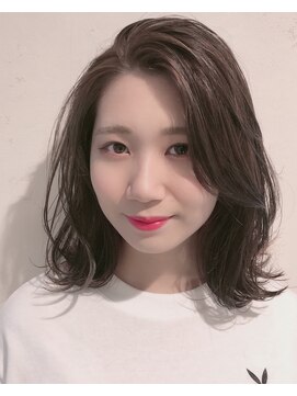 ザブックハンドサロン(The book hand salon) アッシュ×インナーピンク×ミディ