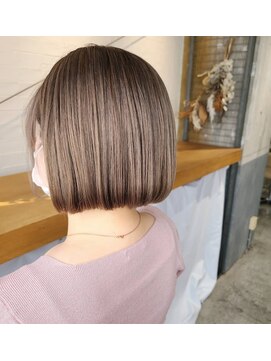 キーン 立川店(keen) 【keen×武田】ツヤ感ハイライト×ボブ