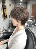 【bacio】HIRO くびれショート
