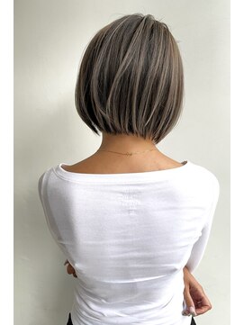 トルネード(TORNADO) エアータッチハイライトショートボブ　n11.17