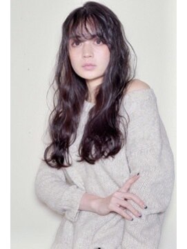 ドゥーク(dowku) シースルーバングヘア×ショコラアッシュゆるふわセミロング