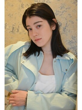 ホテリー(Hotely) ミディアムカット