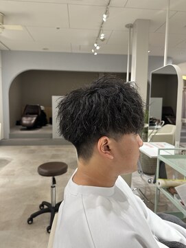 ワークスヘアー(WORKS HAIR) シャープな男髪