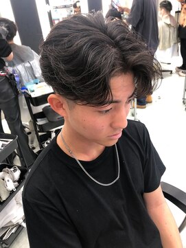 フォルテ 榛原パームス店 【palms 富永】ニュアンス毛流れセンターパート